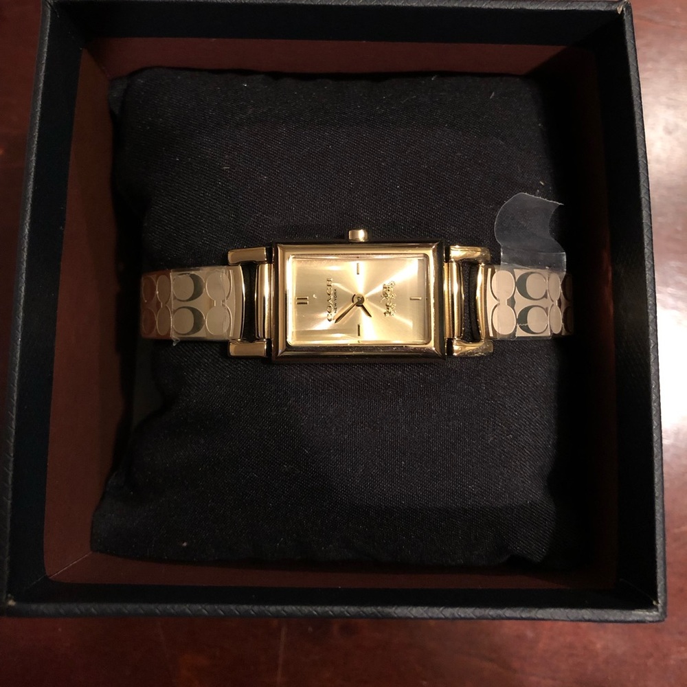Coach watch